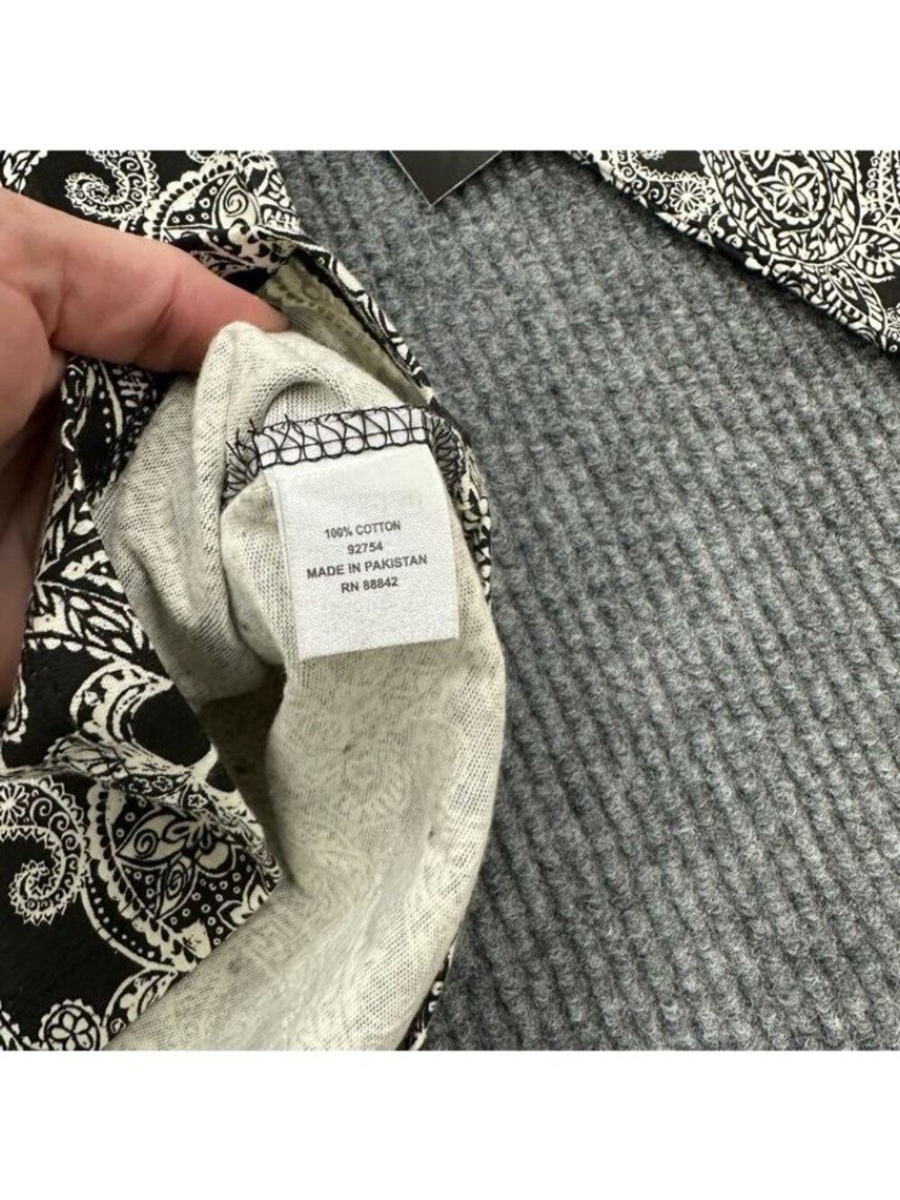 Romans Long Sleeve Paisley Print Shirt Tee 100% Cotton Womens size Large 18/20 - Picture 3 of 6